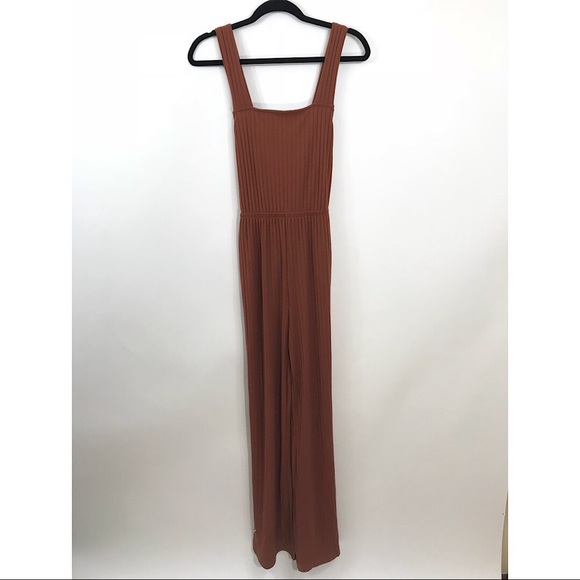 Urban Outfitters Lita Ribbed Knit Apron Jumpsuit - Picture 4 of 8